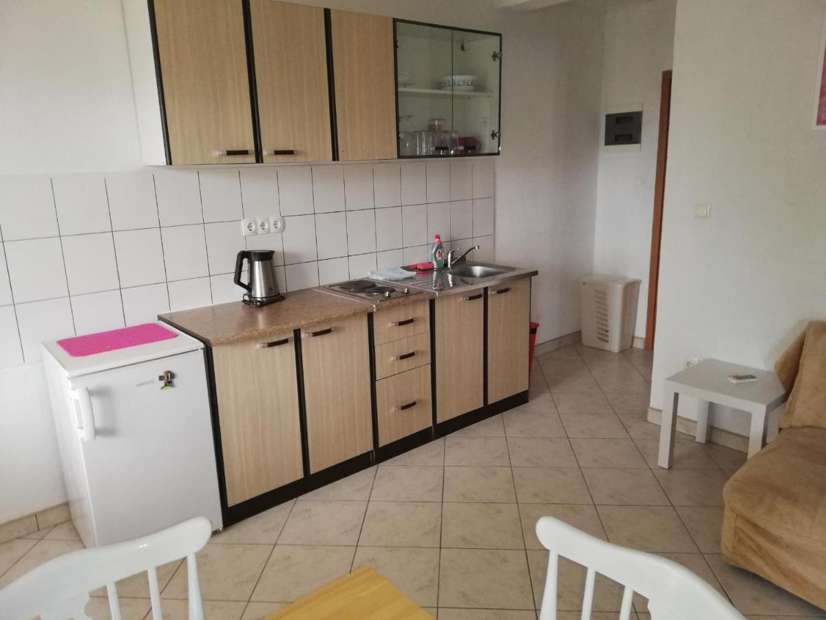 Apartments And Rooms With Parking Space Zavala, Hvar - 128 เยลซา ภายนอก รูปภาพ