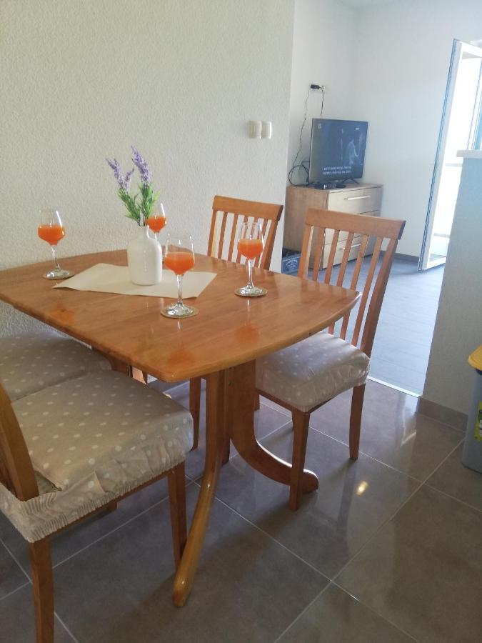 Apartments And Rooms With Parking Space Zavala, Hvar - 128 เยลซา ภายนอก รูปภาพ