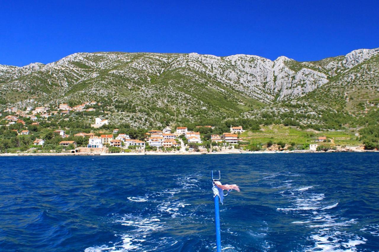 Apartments And Rooms With Parking Space Zavala, Hvar - 128 เยลซา ภายนอก รูปภาพ
